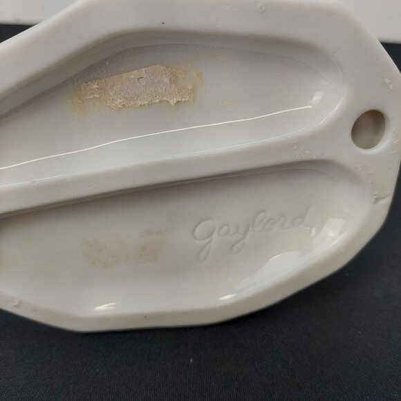 VTG Gaylord Porcelain Clown Figurine With Child On Shoulders Magic Hat Rabbit - Picture 2 of 3